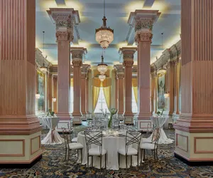 Photo 4 - The Battle House Renaissance Mobile Hotel & Spa