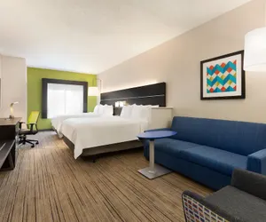 Photo 5 - Holiday Inn Express & Suites Shawnee, an IHG Hotel