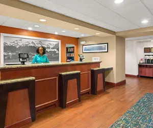 Photo 4 - Hampton Inn & Suites Burlington