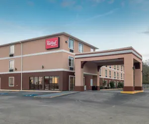 Photo 2 - Red Roof Inn & Suites Biloxi - Ocean Springs