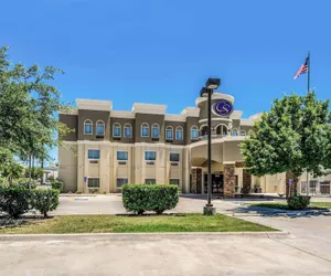 Photo 2 - Comfort Suites Near Texas State University