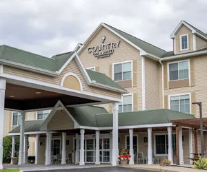 Photo 2 - Country Inn & Suites by Radisson, Lake George (Queensbury), NY