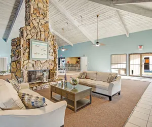Photo 3 - Beach House Condominiums