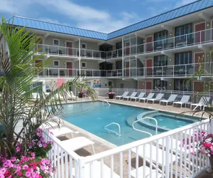 Photo 2 - Spray Beach Oceanfront Hotel