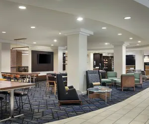 Photo 4 - Courtyard by Marriott Wichita At Old Town