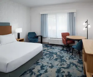 Photo 5 - Hampton Inn & Suites North Conway