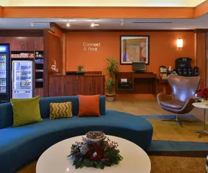 Photo 4 - Fairfield Inn and Suites by Marriott Sacramento Elk Grove