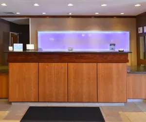 Photo 5 - Fairfield Inn and Suites by Marriott Sacramento Elk Grove