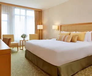 Photo 5 - Orchard Garden Hotel