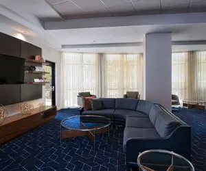 Photo 3 - Courtyard by Marriott Austin Airport