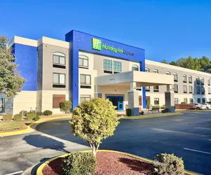 Photo 2 - Holiday Inn Express Madison, an IHG Hotel