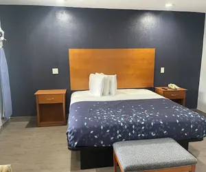 Photo 5 - Americas Best Value Inn Savannah