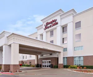 Photo 2 - Hampton Inn & Suites Greenville