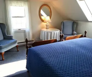 Photo 5 - Chetwynd House Inn