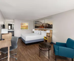 Photo 4 - Days Inn by Wyndham Carlisle