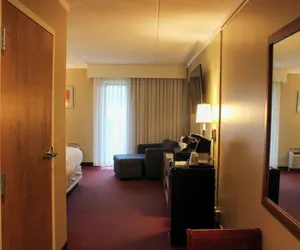 Photo 5 - Fireside Inn & Suites Gilford