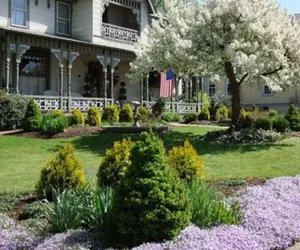Photo 2 - Rocking Horse Inn