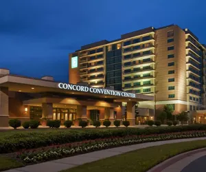 Photo 2 - Embassy Suites by Hilton Charlotte Concord Golf Resort & Spa