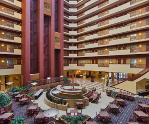 Photo 4 - Embassy Suites by Hilton Charlotte Concord Golf Resort & Spa