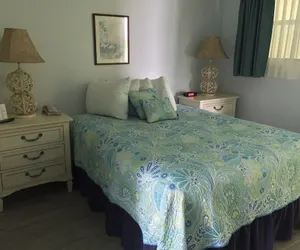 Photo 5 - Tuckaway Shores Resort