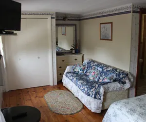 Photo 5 - Sea Breeze Inn