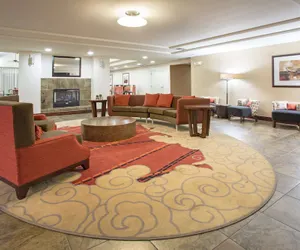 Photo 3 - Homewood Suites Phoenix Avondale