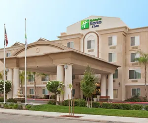 Photo 2 - Holiday Inn Express Hotel & Suites River Park, an IHG Hotel