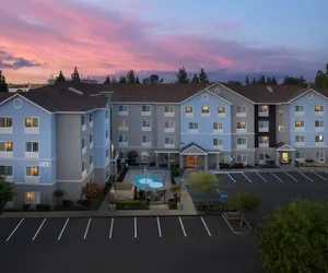 Photo 2 - TownePlace Suites by Marriott Sacramento Cal Expo