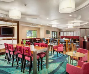 Photo 2 - SpringHill Suites by Marriott Modesto