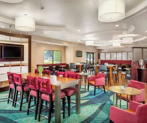 Photo 3 - SpringHill Suites by Marriott Modesto