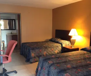 Photo 5 - Cloud 9 Inn