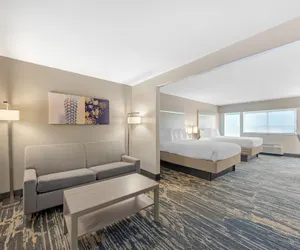 Photo 2 - Best Western Plus Killeen/Fort Cavazos Hotel & Suites