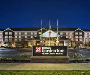 Photo 2 - Hilton Garden Inn Akron Canton Airport