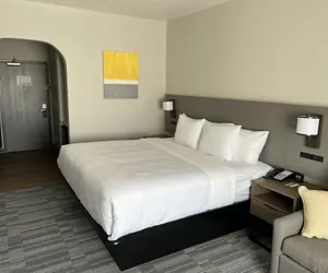 Photo 5 - Comfort Inn & Suites