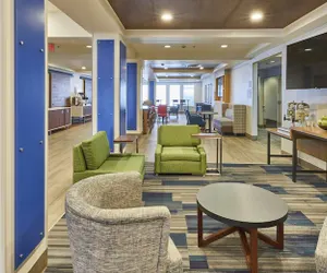 Photo 3 - Holiday Inn Express Hotel & Suites Medford-Central Point, an IHG Hotel