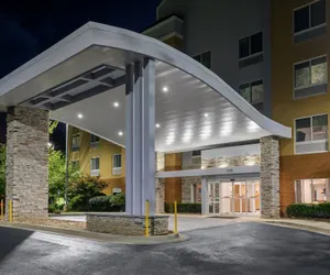 Photo 2 - Fairfield Inn & Suites by Marriott Atlanta Stonecrest