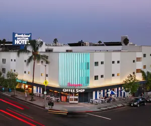 Photo 2 - Beverly Laurel Hotel at West Hollywood
