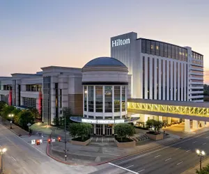 Photo 2 - Hilton Shreveport