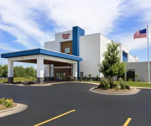 Photo 2 - Hampton Inn & Suites Moline-Quad City Int'l Aprt
