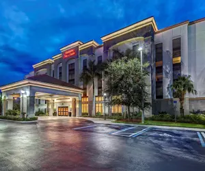 Photo 2 - Hampton Inn & Suites Fort Myers-Estero/FGCU