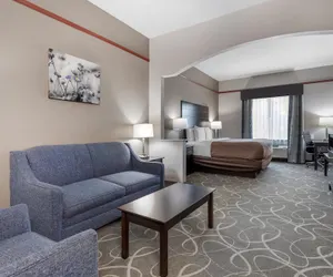 Photo 4 - Best Western Limestone Inn & Suites