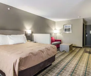 Photo 2 - Quality Inn & Suites Grove City - Outlet Mall