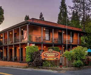 Photo 2 - The Groveland Hotel