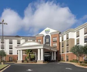 Photo 2 - Holiday Inn Express & Suites Flowood by IHG