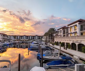 Photo 2 - Naples Bay Resort & Marina