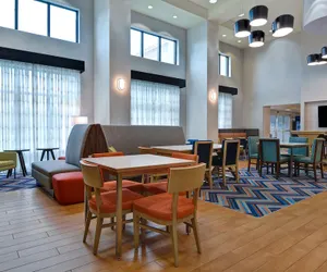 Photo 3 - Hampton Inn & Suites Clearwater/St. Petersburg-Ulmerton Road, FL