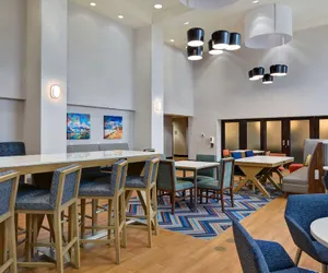 Photo 4 - Hampton Inn & Suites Clearwater/St. Petersburg-Ulmerton Road, FL