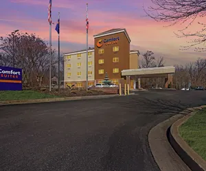Photo 2 - Comfort Suites Huntsville MidCity District at Research Park