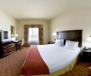 Photo 4 - Holiday Inn Express Sweetwater, an IHG Hotel