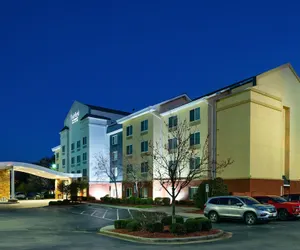 Photo 2 - Fairfield Inn & Suites by Marriott Greensboro Wendover